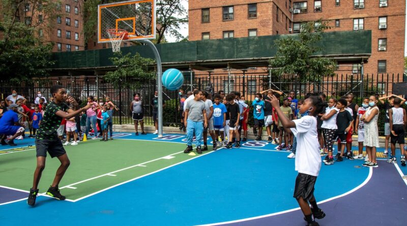 Junior Knicks basketball feature