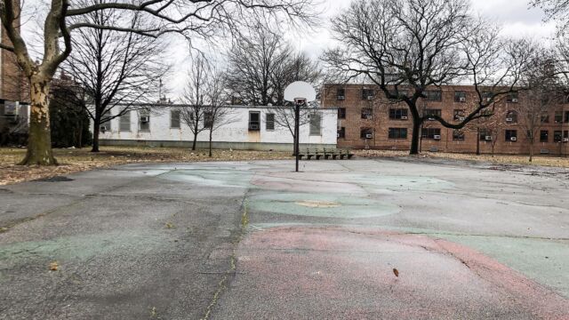 Pomonok's basketball court space before the renovations. Pomonok court before